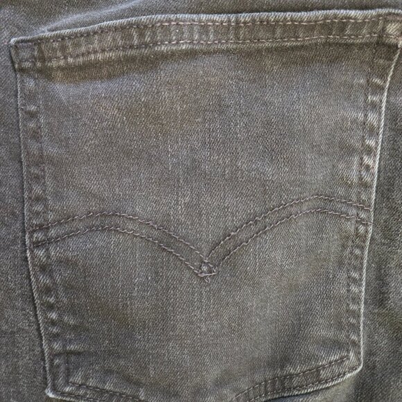 Levi Black Jeans 36x32 - Picture 3 of 3